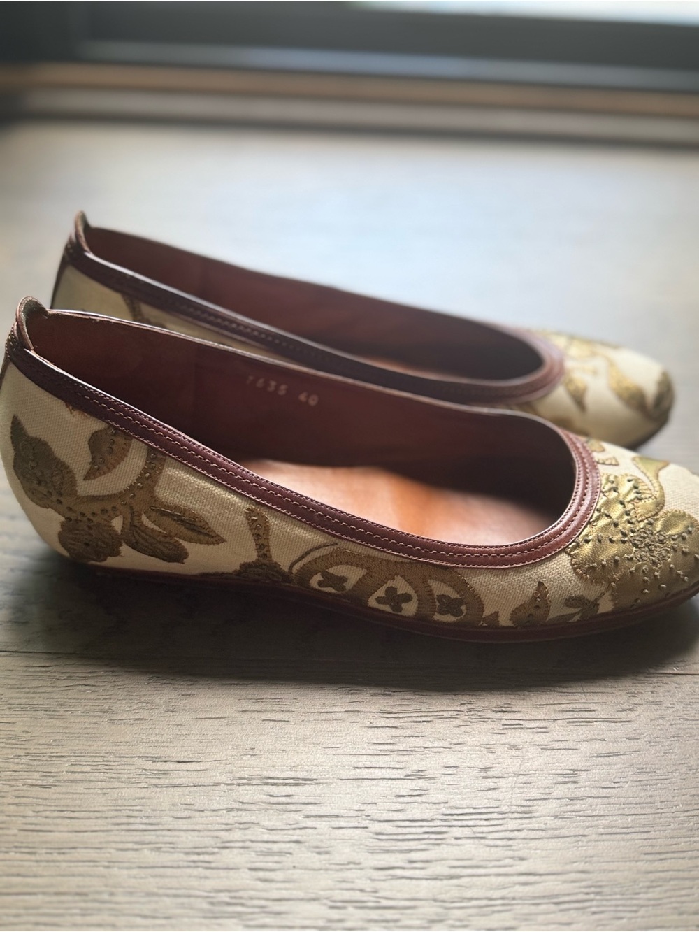 Vintage Archival Dries Van Noten Brocade Floral Flats- size 9 🖤🌲 - Picture 2 of 11